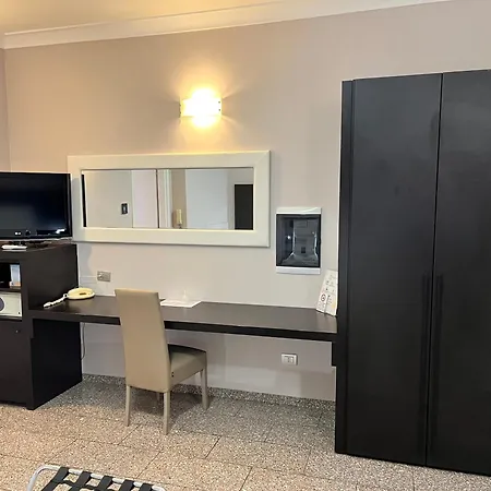 Eh Rome Airport Euro House 3* Fiumicino