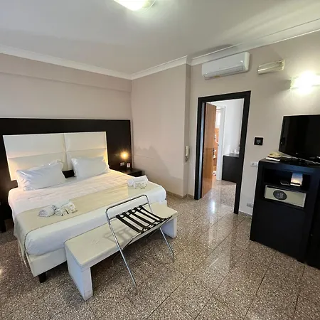 Otel Eh Rome Airport Euro House 3*